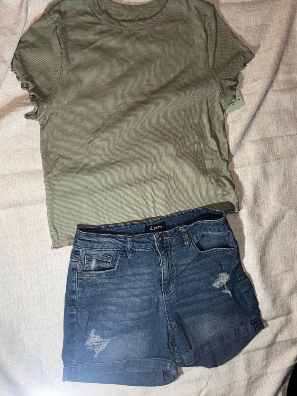 Casual Olive Green Ribbed Tee - Denim Short